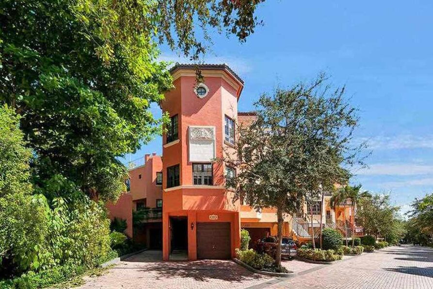 Cloisters-on-the-Bay-coconut-grove-condos-sales-rentals-miami1