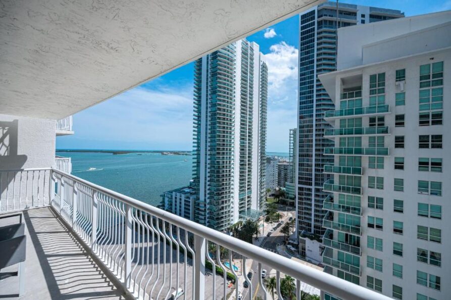 the-club-at-brickell-sales-rentals the-club-at-brickell-sales-rentals
